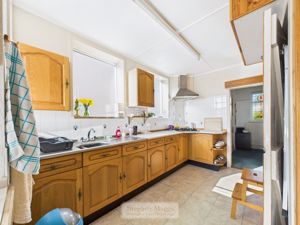 Photo 19- click for photo gallery